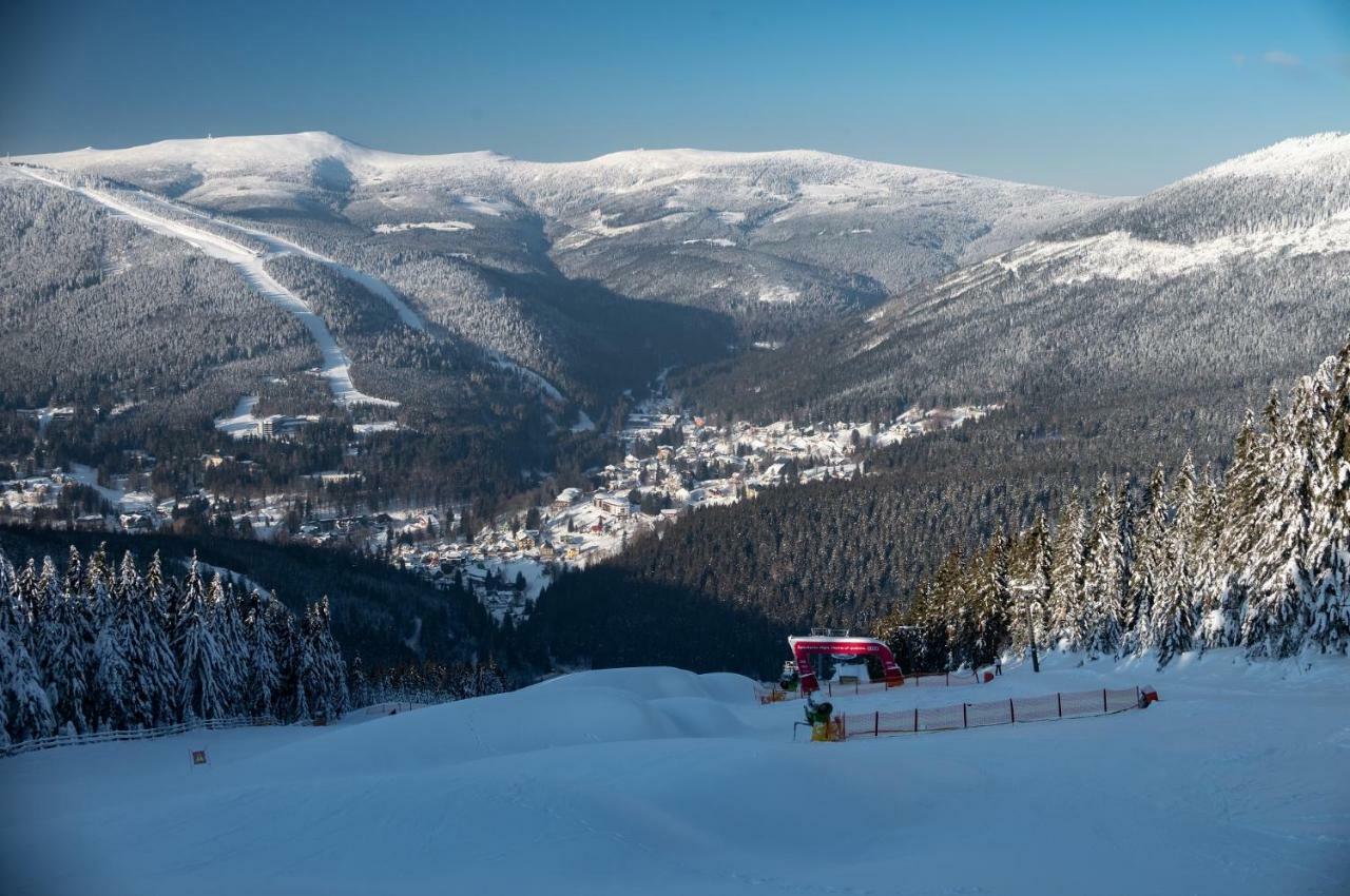 Wellness Hotel Windsor Špindlerŭv Mlýn Eksteriør bilde